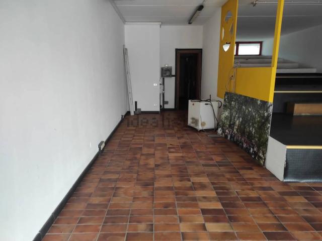 Locale Commerciale in vendita a San Giacomo, Romano D'ezzelino