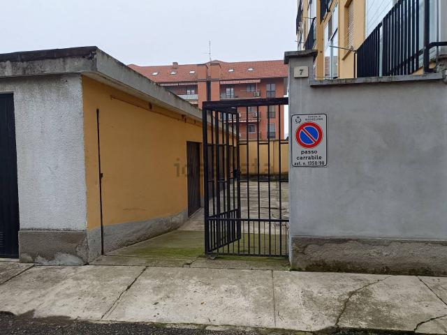 Locale Commerciale in vendita a Piemonte, Torino