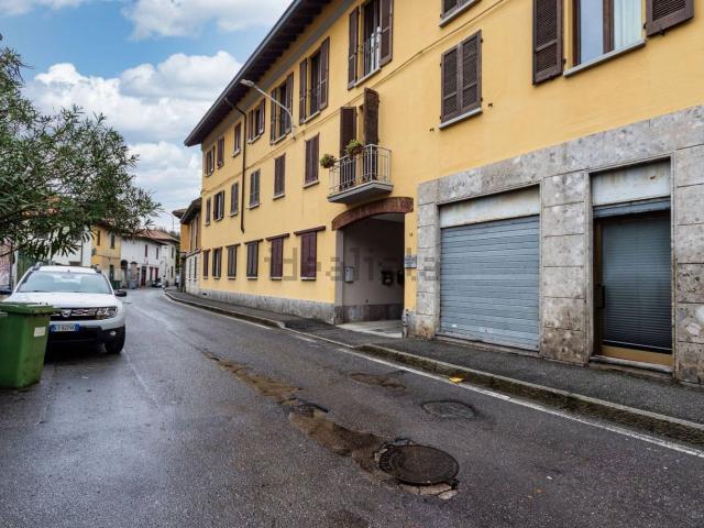 Locale Commerciale in vendita a Cascina San Vincenzo, Concorezzo