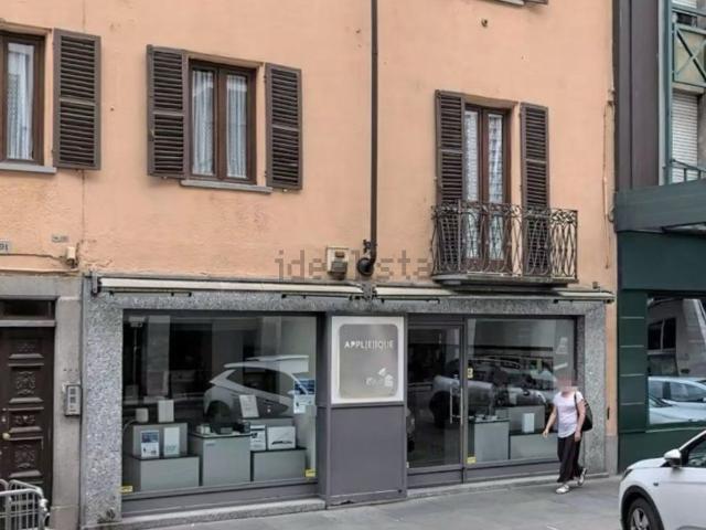 Locale Commerciale in vendita a Piemonte, Asti