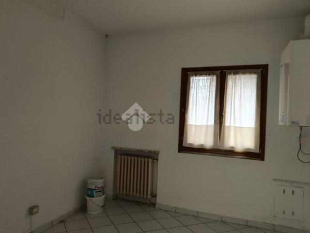 Locale Commerciale in vendita a Unione dei comuni Valle del Savio, Cesenà