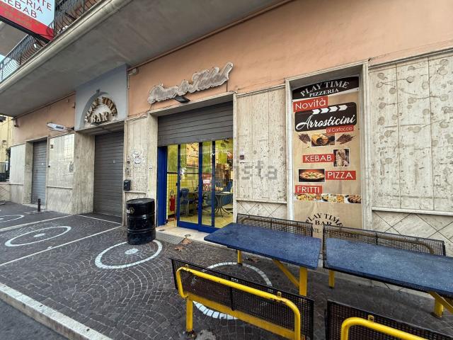 Locale Commerciale in vendita a Roma Capitale, Lazio
