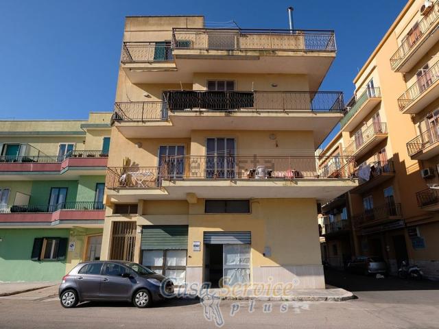 Locale Commerciale in vendita a Puglia, Lecce
