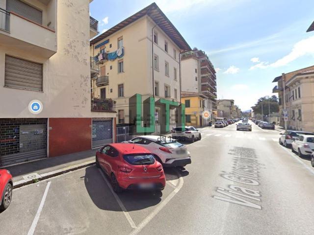 Locale Commerciale in vendita a Quartiere 1, Firenze