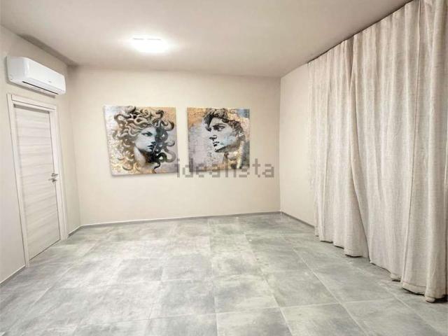Locale Commerciale in vendita a Borgo, Piemonte