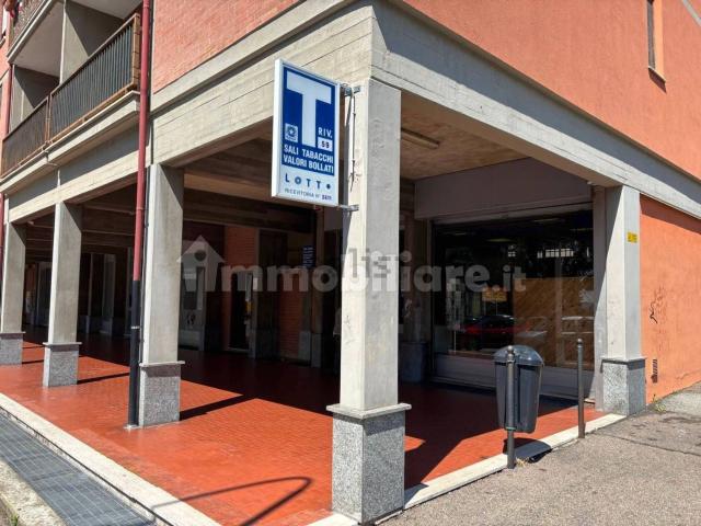 Locale Commerciale in vendita a Vernato, Piemonte