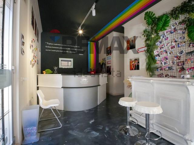 Locale Commerciale in vendita a Puglia, Barletta-andria-trani