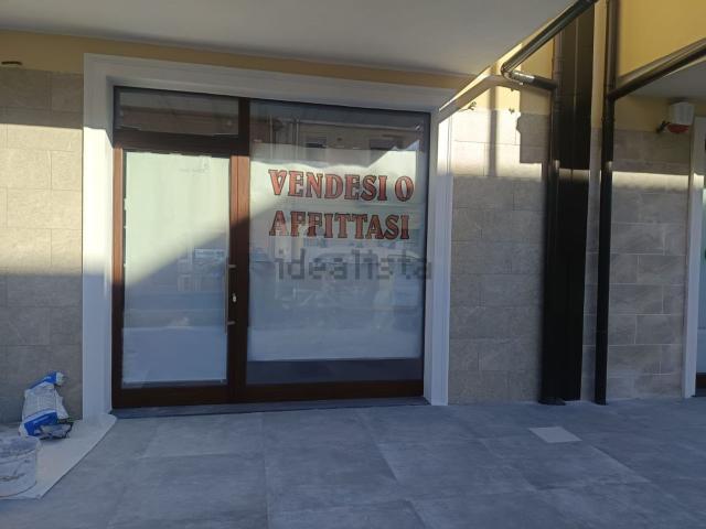 Locale Commerciale in vendita a Saponara, Sicilia