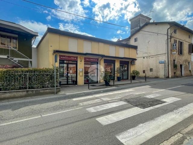 Locale Commerciale in vendita a Poncarale, Lombardia
