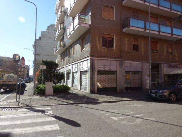 Locale Commerciale in vendita a Piazzo, Piemonte