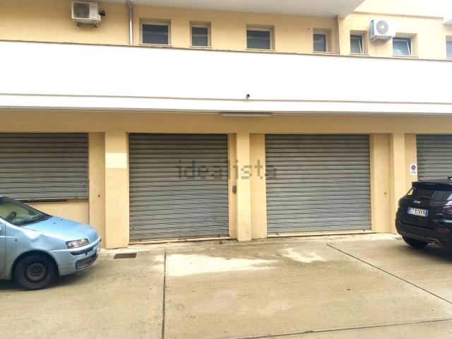 Locale Commerciale in vendita a Calabria, Vibo Valentia