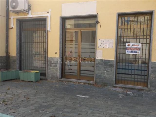 Locale Commerciale in vendita a Comunità Montana del Piambello, Marchirolo