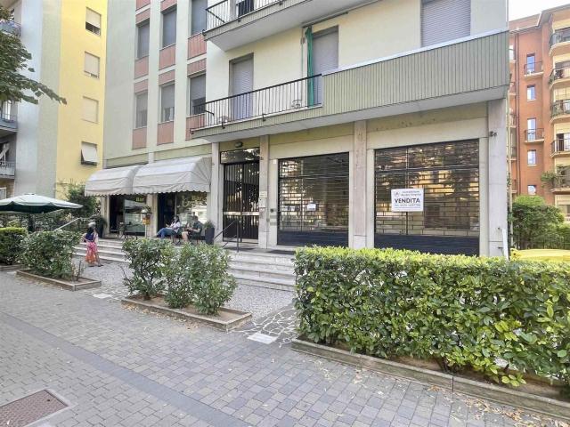 Locale Commerciale in vendita a Valletta Paiolo, San Giorgio Di Mantova