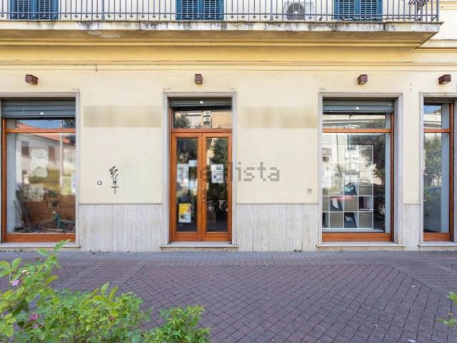 Locale Commerciale in vendita a Sora, Lazio
