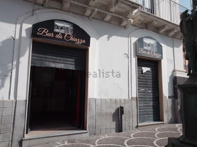 Locale Commerciale in vendita a Paternò, Sicilia