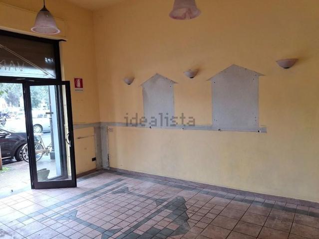 Locale Commerciale in vendita a Pisa, Toscana