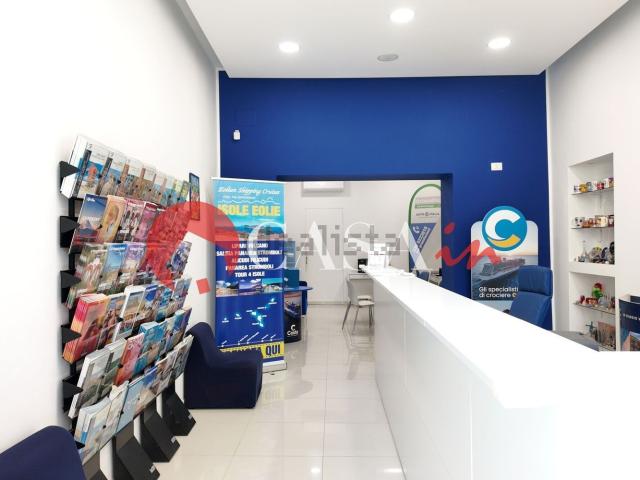 Locale Commerciale in vendita a Minà, Sant'agata Di Militello