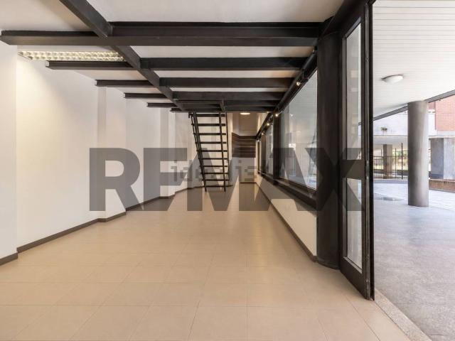 Locale Commerciale in vendita a San Giovanni, Busto Arsizio