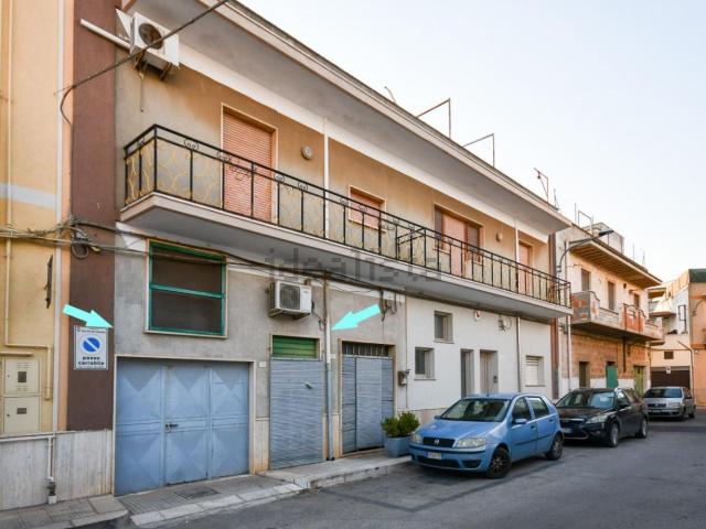 Locale Commerciale in vendita a Puglia, Brindisi