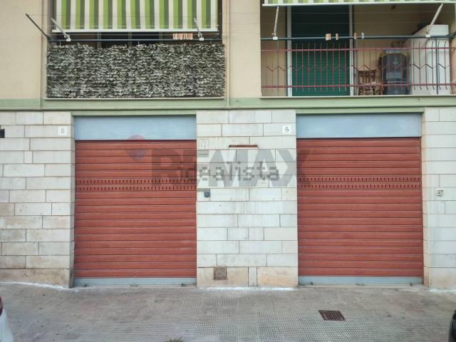 Locale Commerciale in vendita a Puglia, Barletta-andria-trani