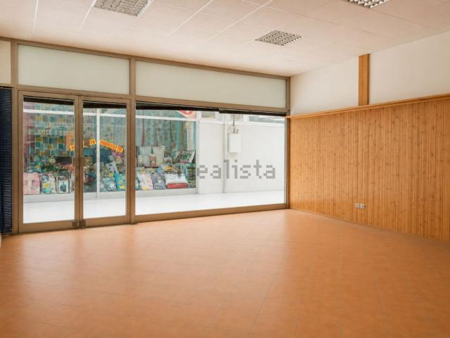 Locale Commerciale in vendita a San Sisto, Bologna