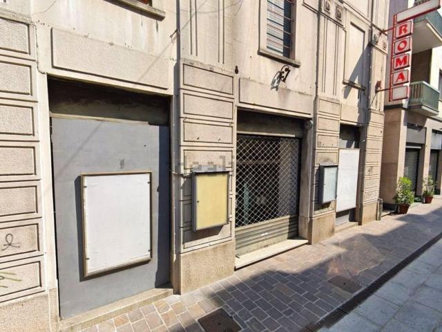 Locale Commerciale in vendita a San Rocco, Seregno