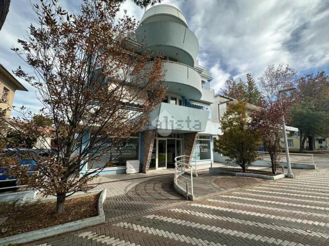 Locale Commerciale in vendita a Bellaria, Reggio Emilia
