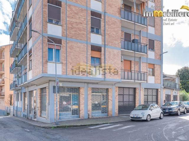 Locale Commerciale in vendita a Piemonte, Alessandria