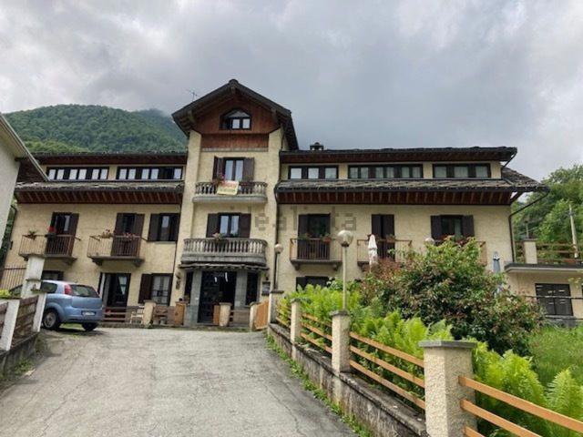 Locale Commerciale in vendita a Unione Montana Alpi Graie, Piemonte