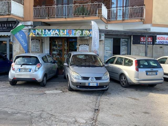 Locale Commerciale in vendita a Marano Di Napoli, Campania