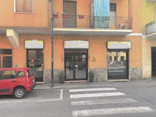 Locale Commerciale in vendita a Piemonte, Alessandria