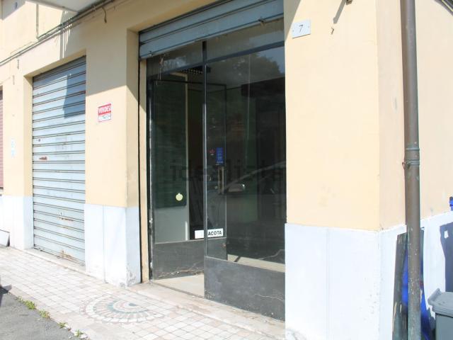Locale Commerciale in vendita a Traversetolo, Reggio Emilia