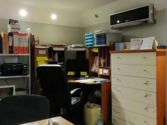 Locale Commerciale in vendita a Firenze