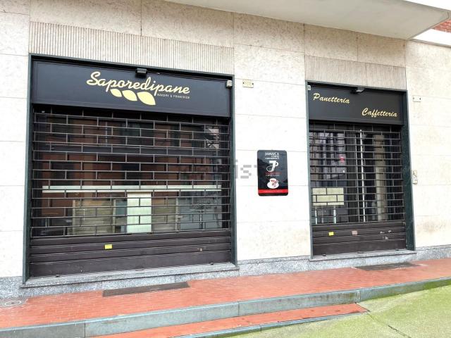 Locale Commerciale in vendita a Piemonte, Torino