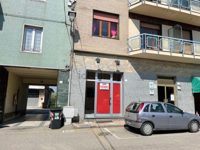 Locale Commerciale in vendita a Piemonte, Alessandria