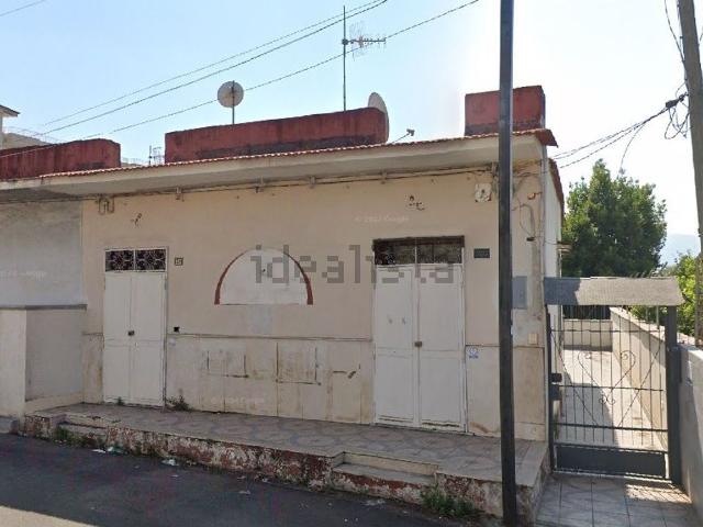 Locale Commerciale in vendita a Terzigno, Campania
