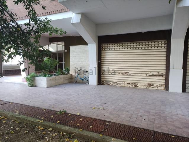 Locale Commerciale in vendita a Borgo Rivo, Terni