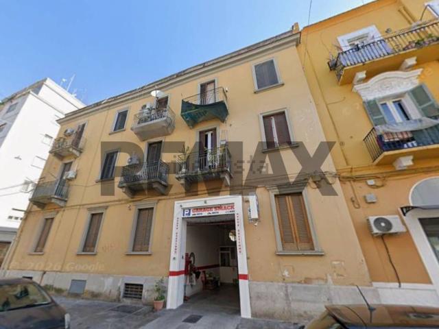 Locale Commerciale in vendita a Libertà, Bari