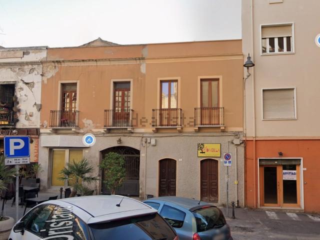 Locale Commerciale in vendita a Biddanoa/Villanova, Cagliari