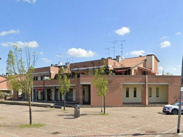 Locale Commerciale in vendita a Malborghetto di Boara, Ferrara