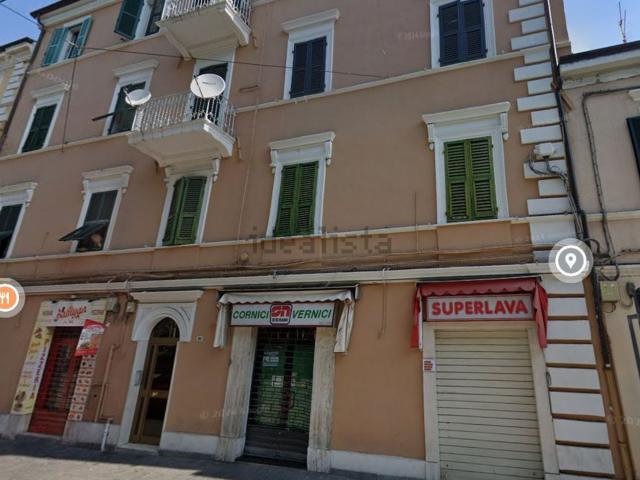 Locale Commerciale in vendita a Piano San Lazzaro, Marche