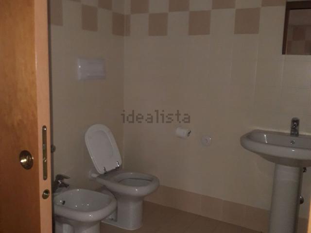 Locale Commerciale in vendita a Colle, Trescore Balneario