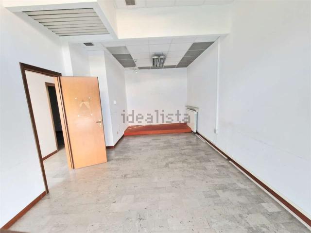 Locale Commerciale in vendita a Selz, Ronchi Dei Legionari