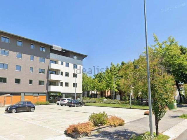 Locale Commerciale in vendita a Campagnuzza / Rojce, Gorizia