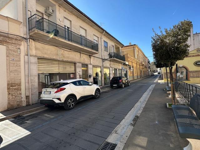 Locale Commerciale in vendita a Casalbordino, Abruzzo