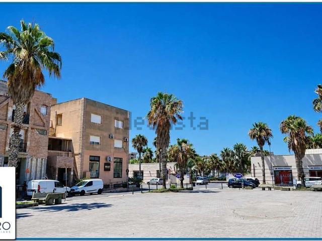 Locale Commerciale in vendita a Villafranca Tirrena, Sicilia