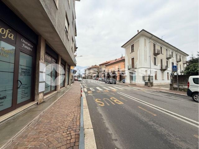 Locale Commerciale in vendita a Cellio con Breia, Piemonte