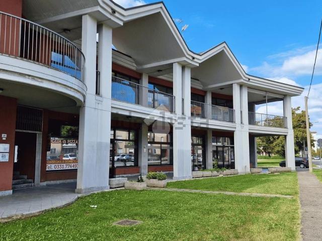 Locale Commerciale in vendita a Madonna in Campagna, Gallarate