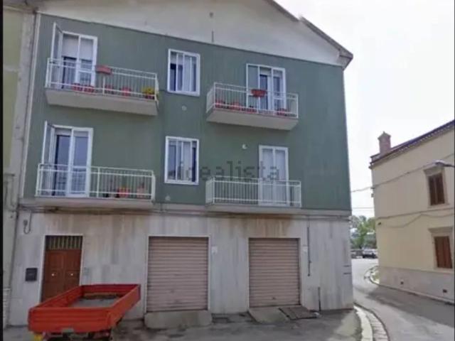 Locale Commerciale in vendita a Puglia, Foggia