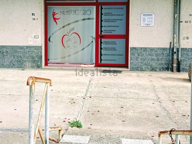 Locale Commerciale in vendita a Calabria, Reggio Calabria